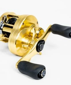 Shimano Calcutta Conquest 100-200 Baitcasting Reels