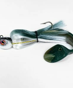 Jigs And Spoons S&S Bucktails Rattling Mojo With Shad